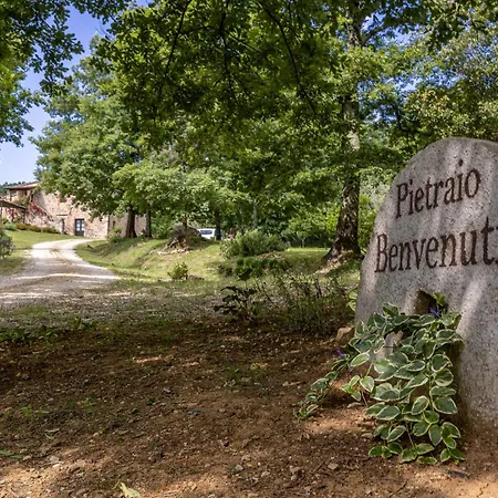Pietraio Alojamento de Acomodação e Pequeno-almoço 4*